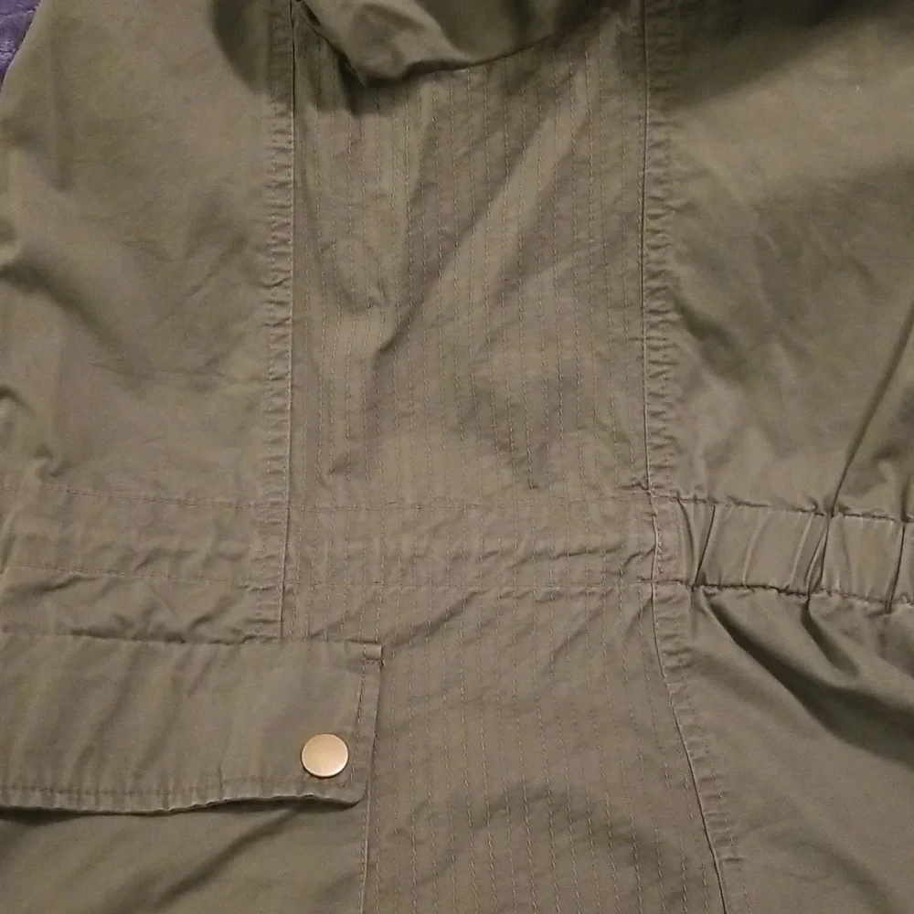 Jacket - Picture 7 of 8